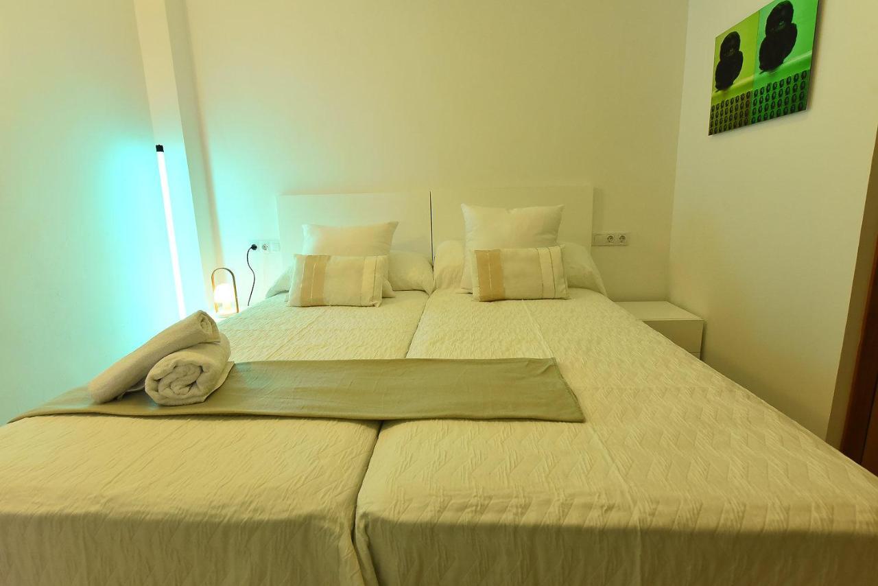 Sal Mar Suites 산타 에우랄리아 데 리오 외부 사진