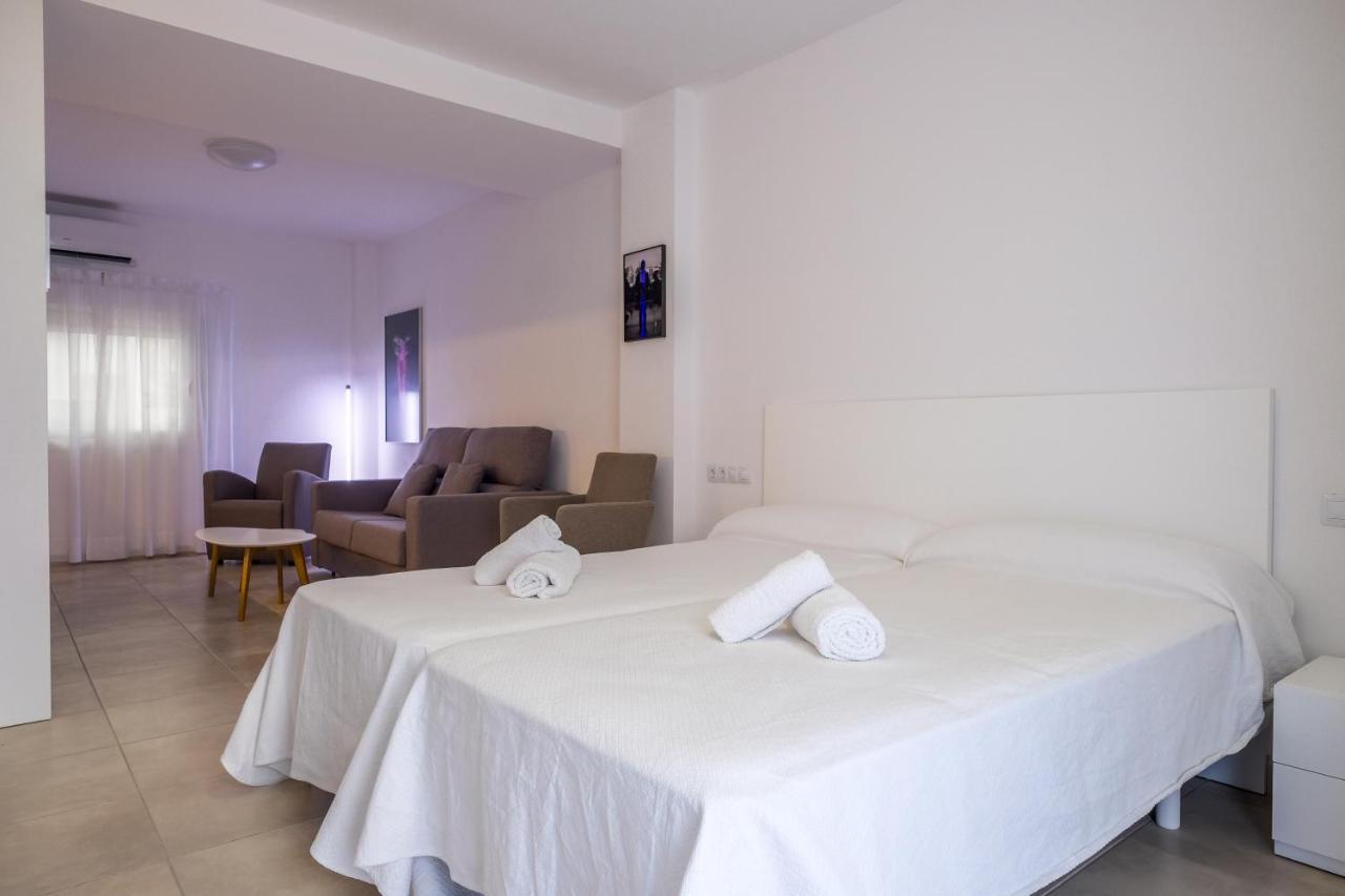 Sal Mar Suites 산타 에우랄리아 데 리오 외부 사진
