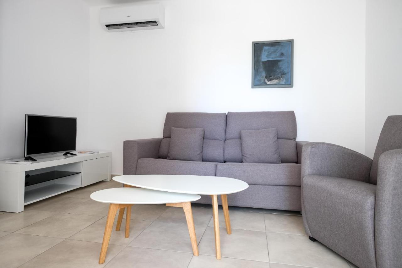 Sal Mar Suites 산타 에우랄리아 데 리오 외부 사진
