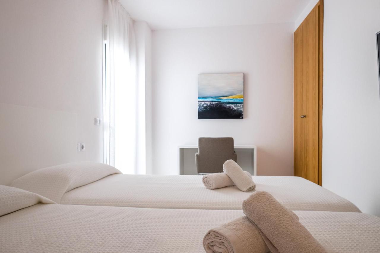 Sal Mar Suites 산타 에우랄리아 데 리오 외부 사진