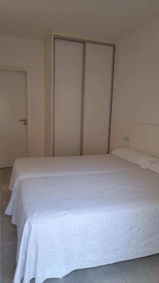 Sal Mar Suites 산타 에우랄리아 데 리오 외부 사진